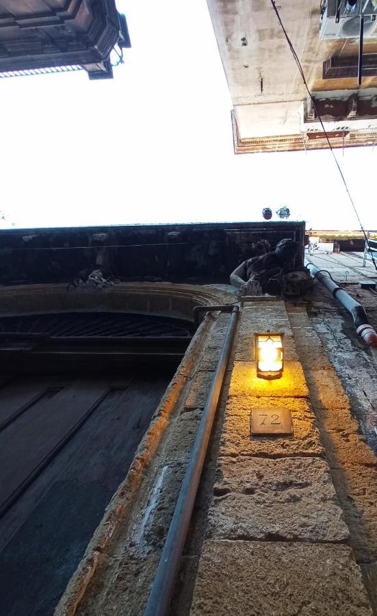 Palazzo Saraceno Apartment-Taras Taranto Dış mekan fotoğraf